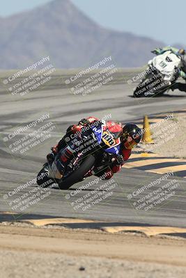 media/Oct-02-2025-Racers Edge (Thu) [[2c91cb6ab3]]/2-A Group/Session 5-Turn 12 (130pm)/